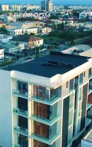 3bdrm Condo in Lekki Phase 1 for sale