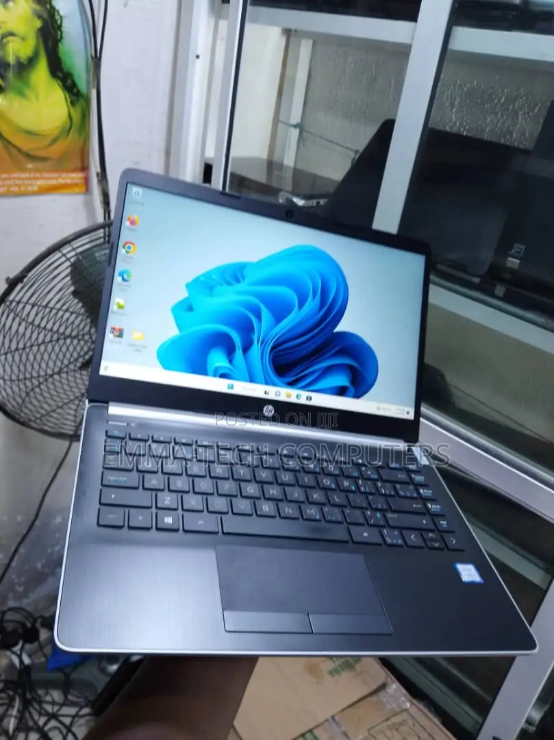 Laptop HP 14-dq1025cl 8GB Intel Core i5 SSD 256GB