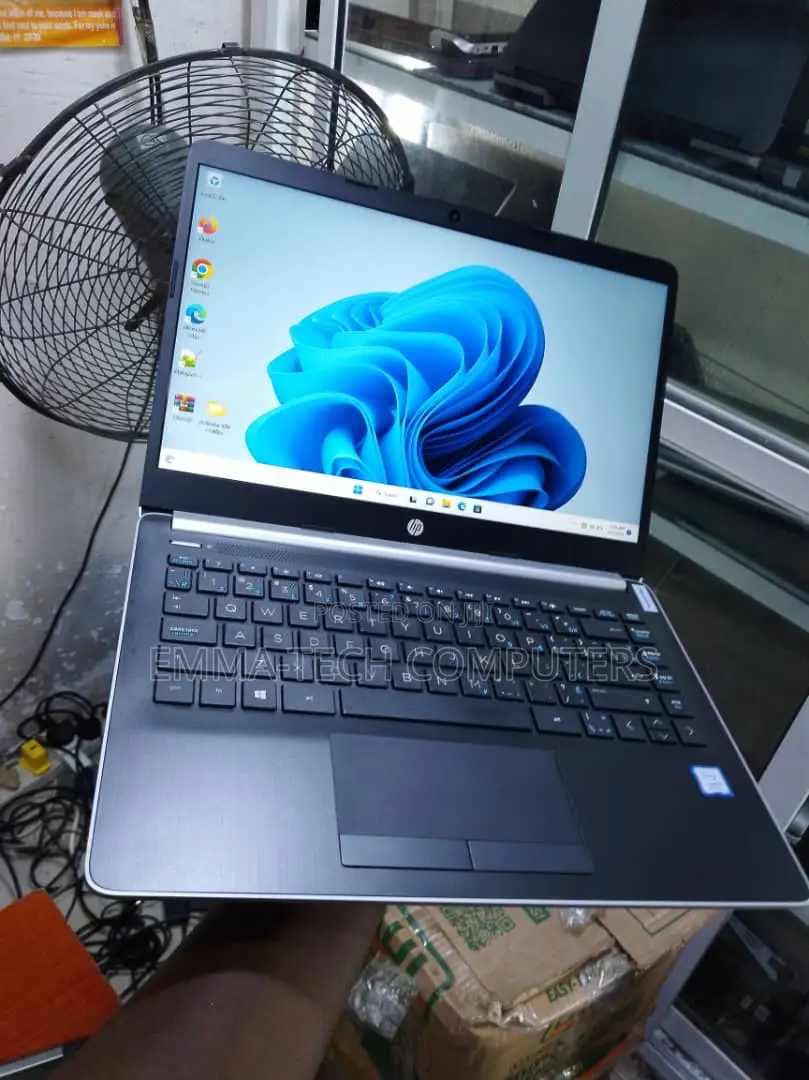 Laptop HP 14-dq1025cl 8GB Intel Core i5 SSD 256GB