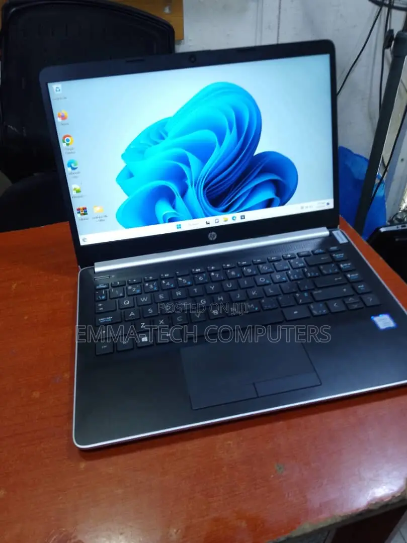 Laptop HP 14-dq1025cl 8GB Intel Core i5 SSD 256GB