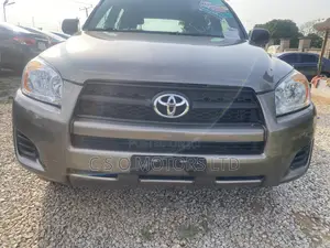 Toyota RAV4 4x4 2009 Gray