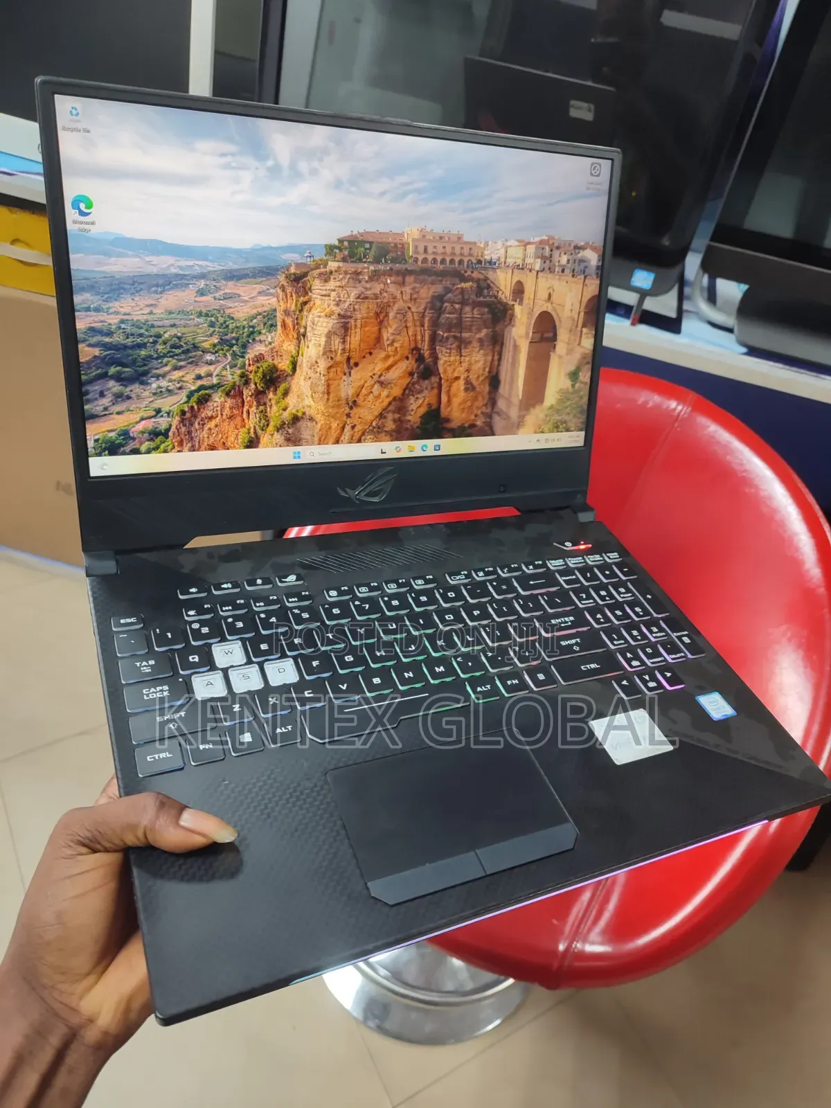Laptop Asus ROG Strix GL503 32GB Intel Core i7 SSD 512GB
