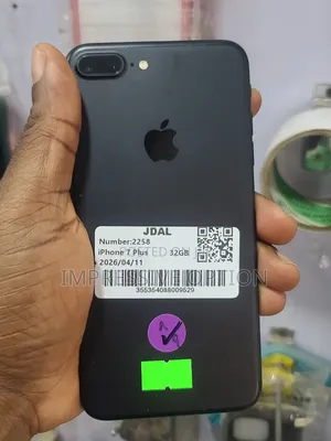 Apple iPhone 7 Plus 32 GB Black