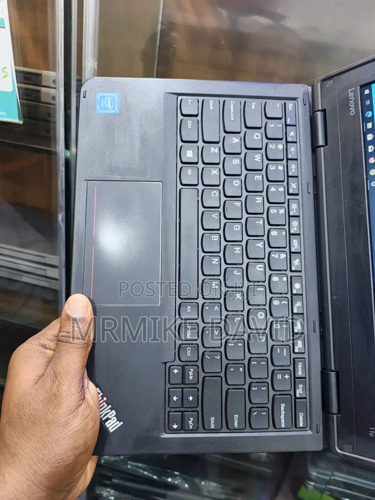 Laptop Lenovo ThinkPad 11e 4GB Intel Celeron SSD 128GB