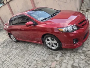 Toyota Corolla S 4dr Sedan (1.8L 4cyl 4A) 2012 Red