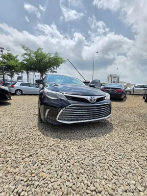 Toyota Avalon XLE Premium Sedan FWD (3.5L 6cyl 6A) 2013 Black