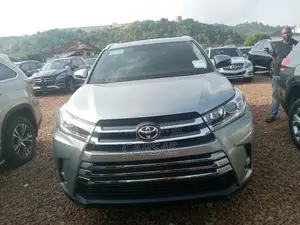 Toyota Highlander 2015 Gray