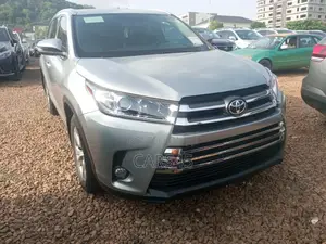 Toyota Highlander 2015 Gray