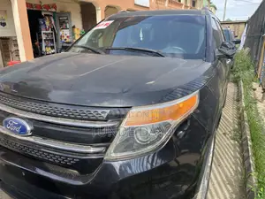Ford Explorer XLT 4dr 4x4 (3.5L 6cyl 6A) 2013 Black