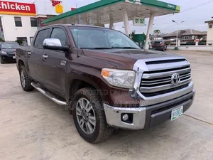 Toyota Tundra 2018