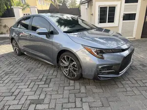 Toyota Corolla XSE 2021 Silver