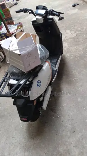 New Motorcycle 2025 White