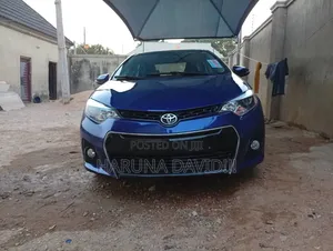 Toyota Corolla S 4dr Sedan (1.8L 4cyl CVT) 2015 Blue