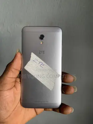ZTE Blade V7 16 GB Silver