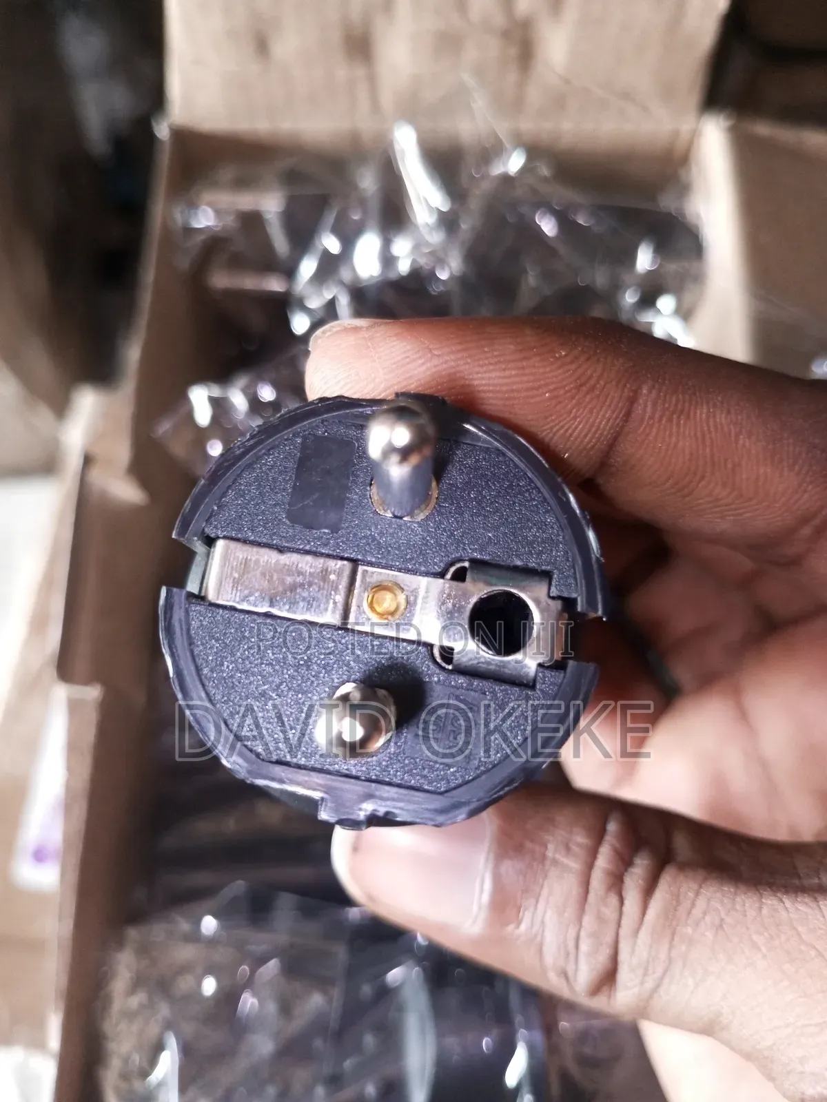 16a 2pin Plug