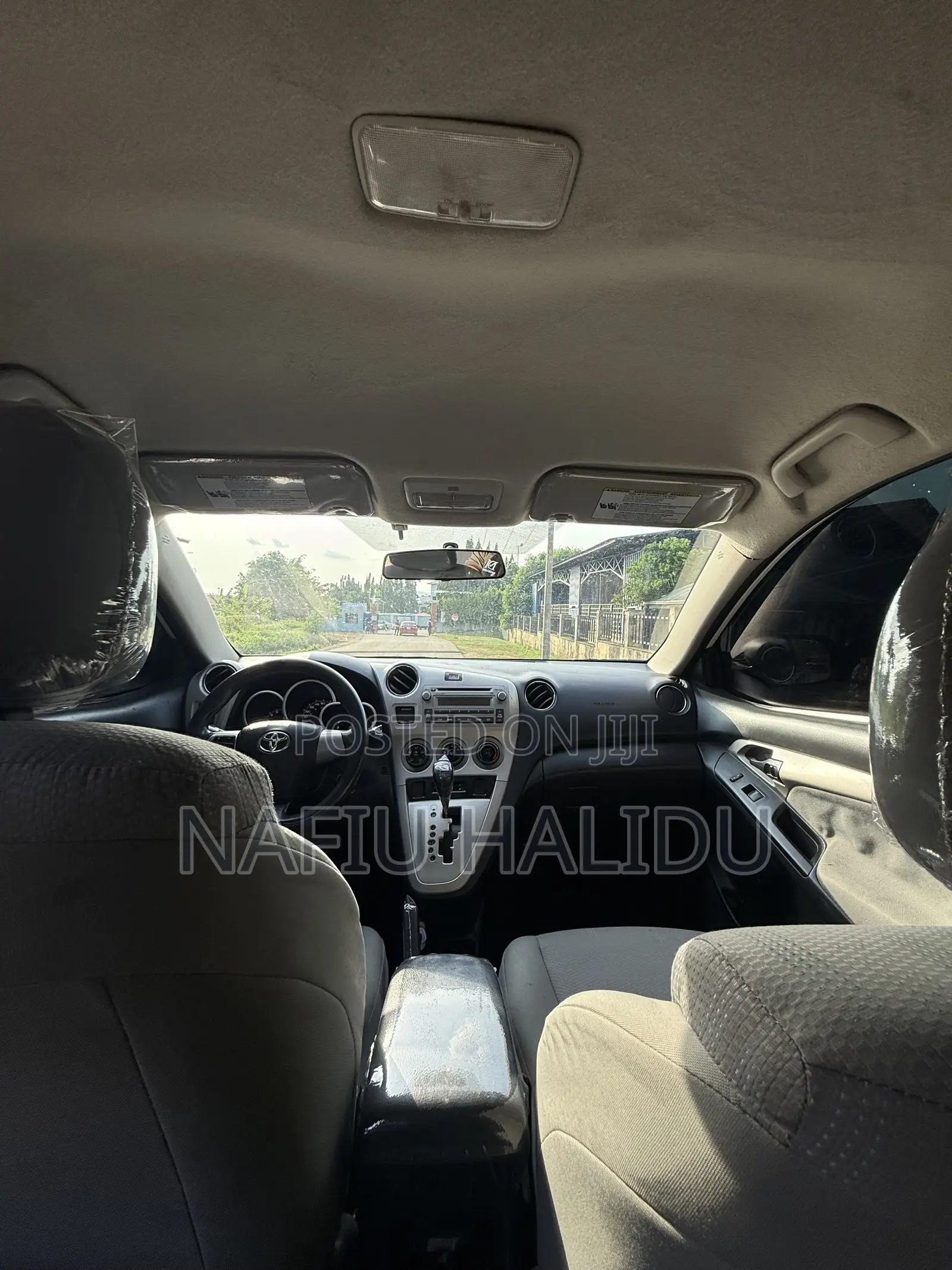 Toyota Matrix 2011 White