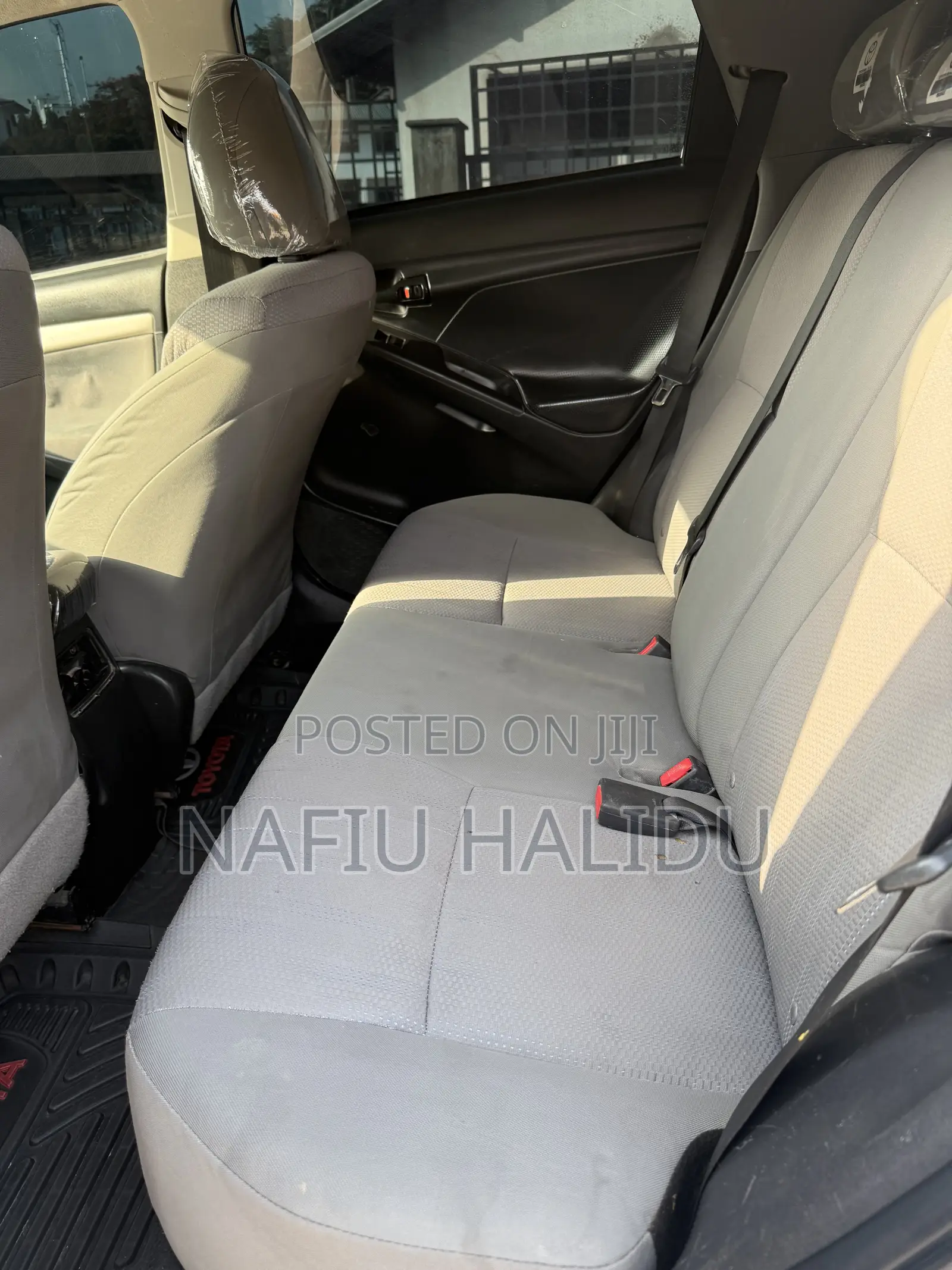 Toyota Matrix 2011 White