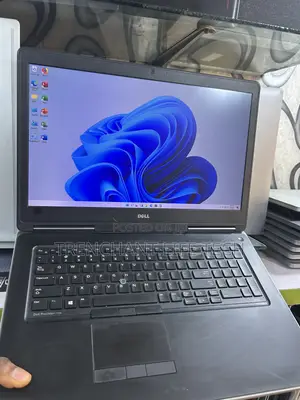 Laptop Dell Precision 7710 8GB Intel Core i5 HDD 1T