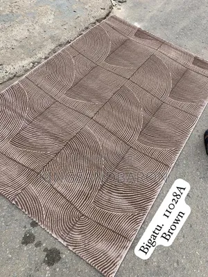 5x7fts Brown Quality Center Rug (4×6fts,5×7fts)
