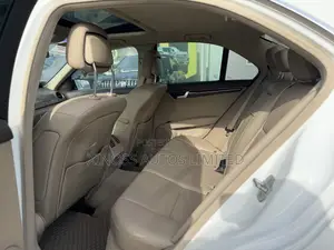 Mercedes-Benz C350 C 350 4MATIC AWD 2013 White