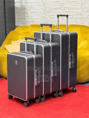 Plastic Traveling Box