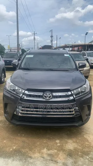 Toyota Highlander Limited 4dr SUV (3.5L 6cyl 6A) 2015 Gray