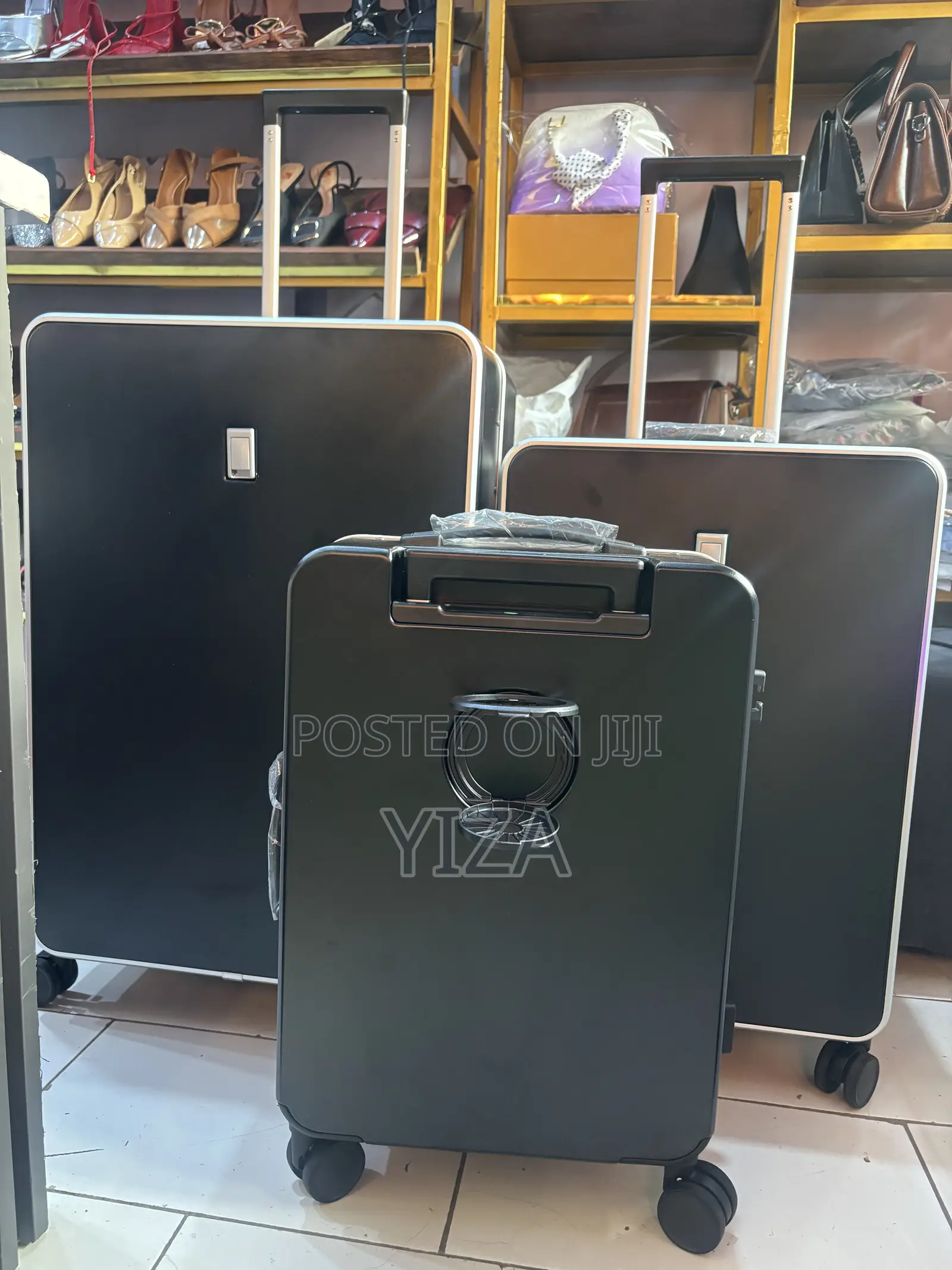 Plastic Traveling Box