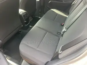 Hyundai Kona SE 2024 Silver