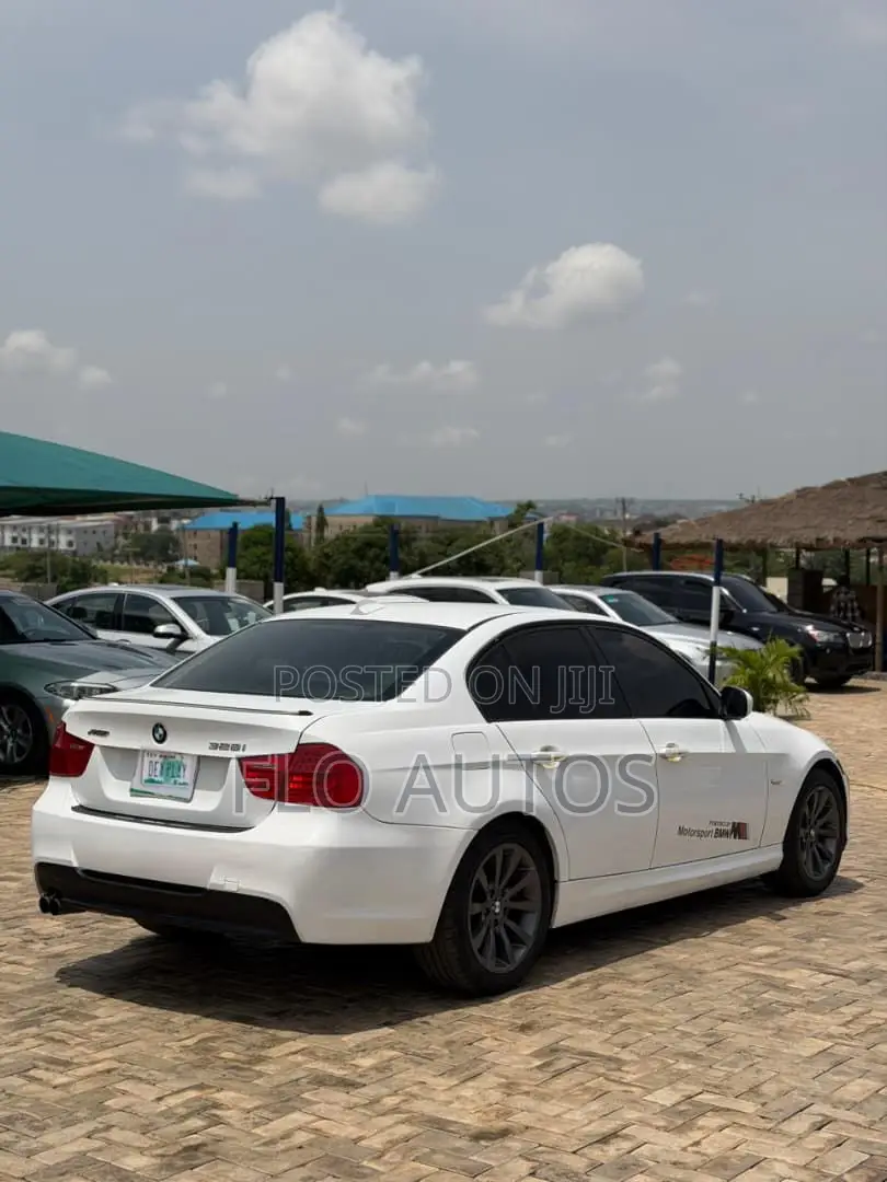 BMW 328i 2012 White