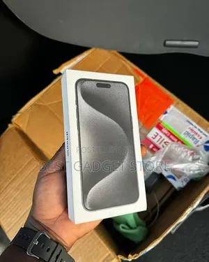 New Apple iPhone 15 Pro Max 512 GB White