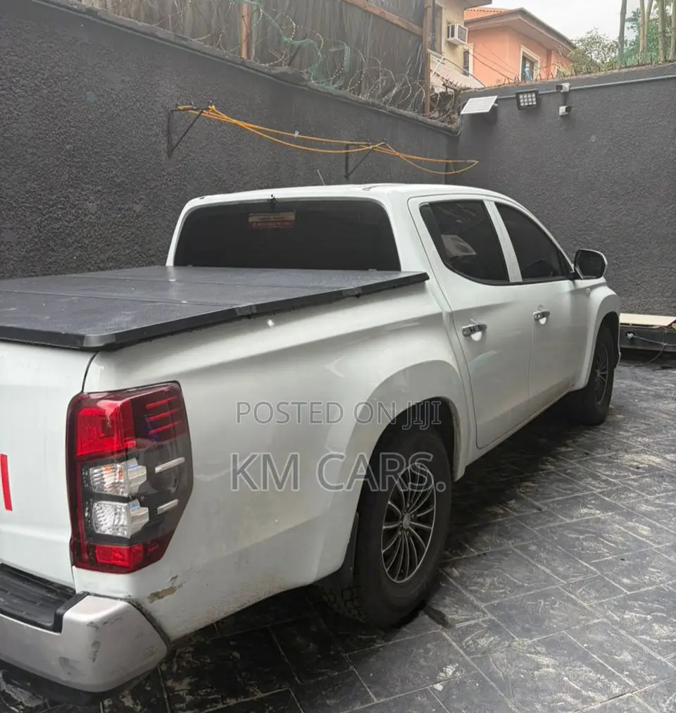 Mitsubishi L200 2020 White