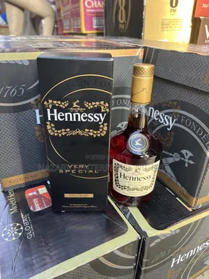 Hennessy Vs(Original) by 12 Bottles