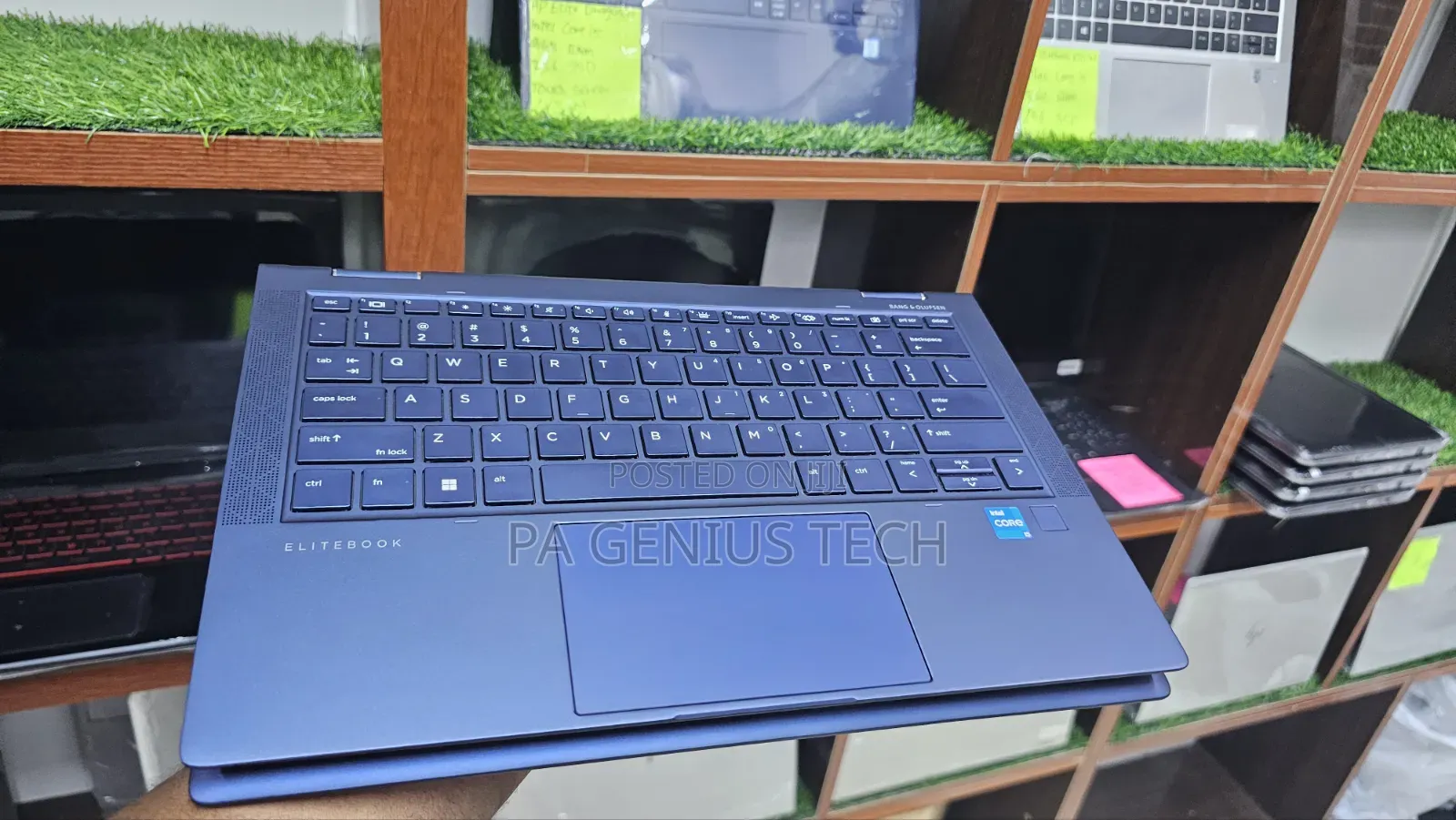 Laptop HP Dragonfly G2 16GB Intel Core i5 SSD 1T