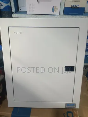 Chint Distribution Board 3phase D8 (24 Ways)