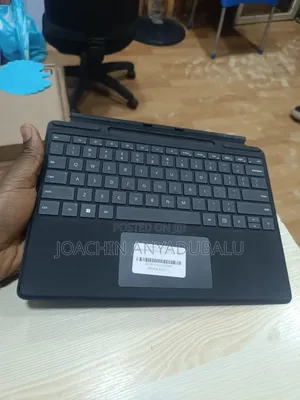 Surface Pro Detachable Keyboard Model 1864 Magnetic Type Cover