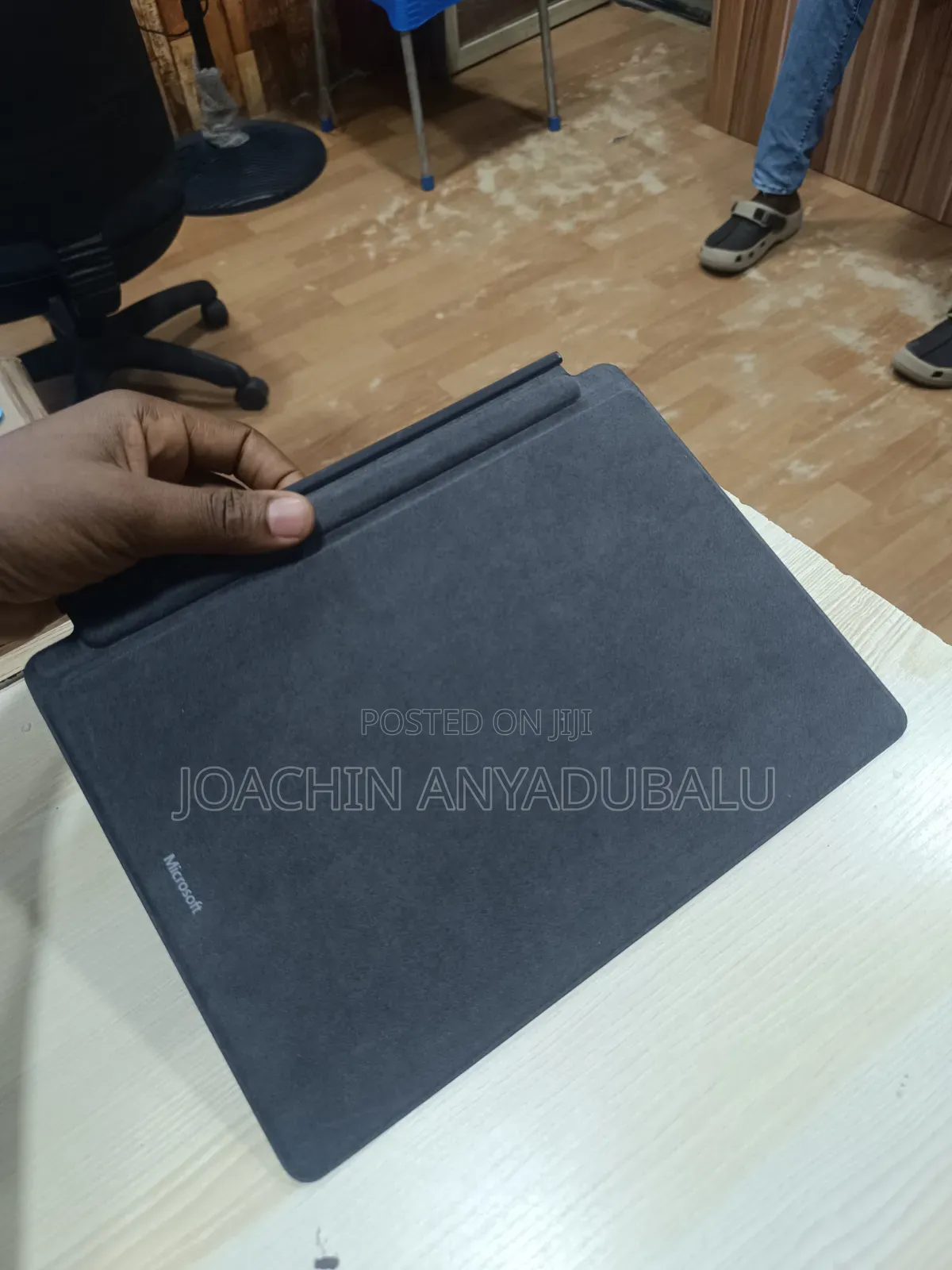 Surface Pro Detachable Keyboard Model 1864 Magnetic Type Cover