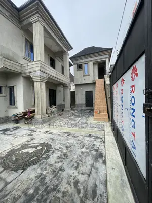 5bdrm Duplex in Akeke Bashorun, Basorun for rent