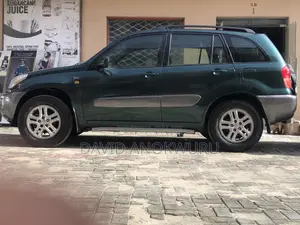 Toyota RAV4 2.0 Automatic 2005 Green