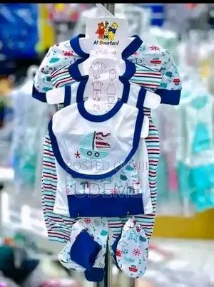 5-Piece Newborn Baby Boy Gift Set -Romper. 0-6months