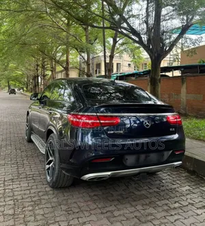 Mercedes-Benz GLE-Class 2016 Black