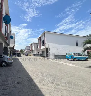 4bdrm Duplex in Ikota Second Gate, for sale