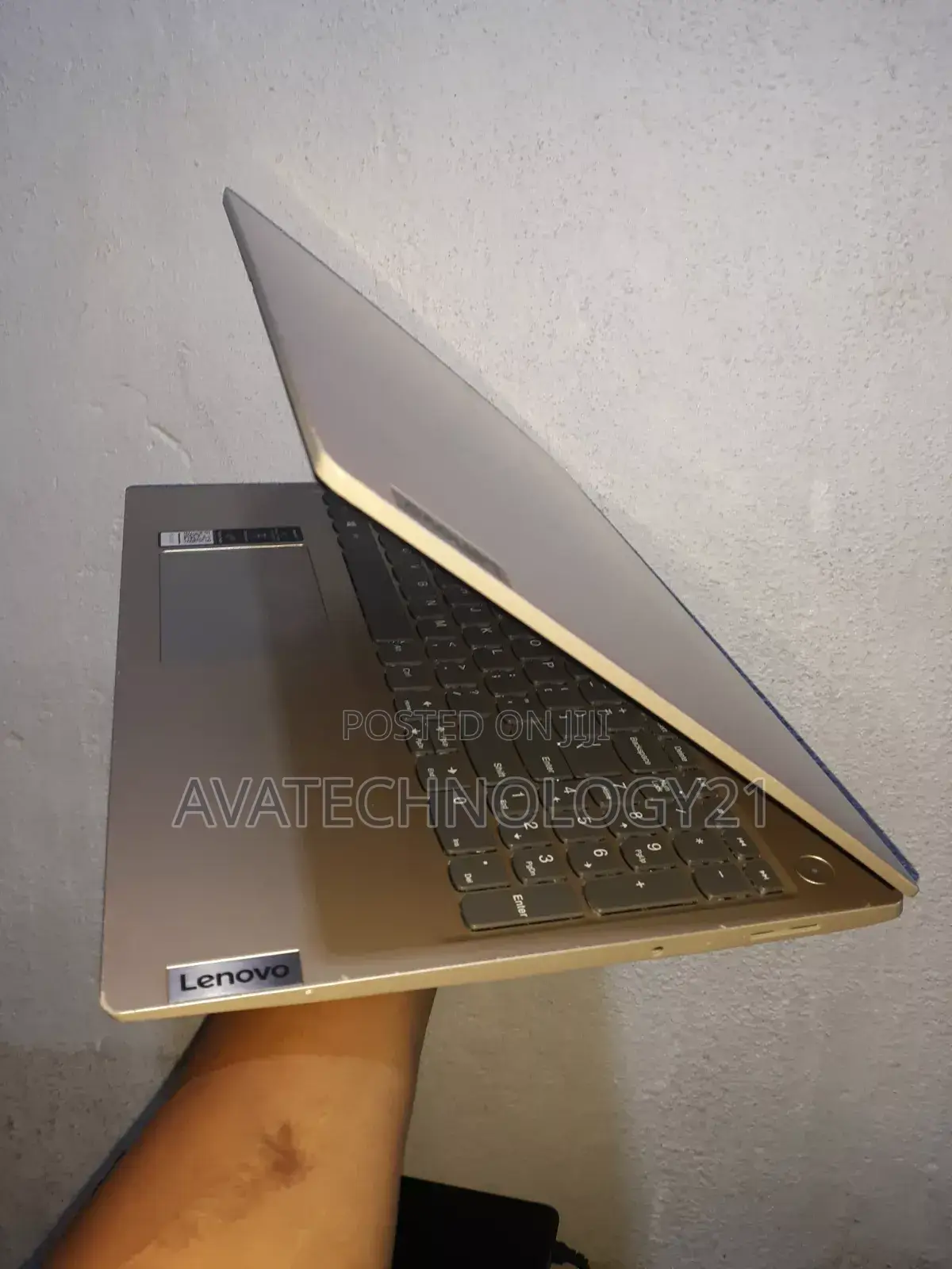 Laptop Lenovo Ideapad 3 4GB Intel Core i3 SSD 256GB