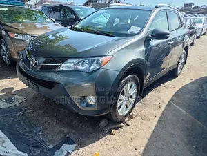Toyota RAV4 Limited AWD (2.5L 4cyl 6A) 2016 Gray