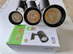 Vellmax Track / Focus Light Available