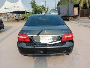 Mercedes-Benz E350 Base 4Matic Sedan AWD (3.5L 6cyl 7A) 2010 Black