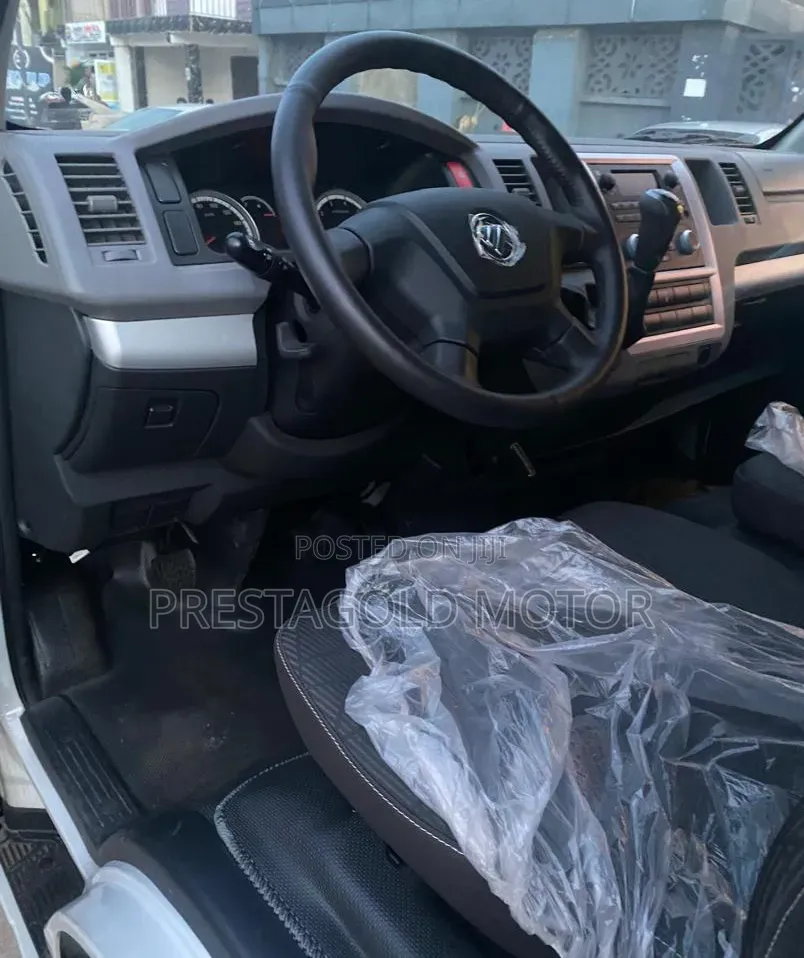 Foton View 2024 White