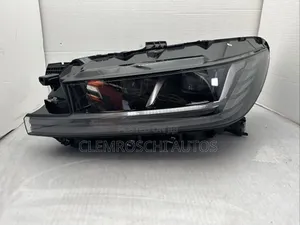High Quality Certified Brand New Head Lamp Lincoln Navigator 2026