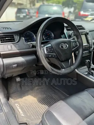 Toyota Camry XLE 4dr Sedan (2.5L 4cyl 6A) 2017 Blue