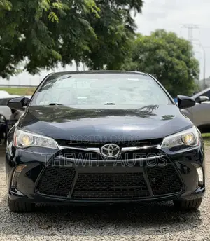 Toyota Camry XLE 4dr Sedan (2.5L 4cyl 6A) 2017 Blue