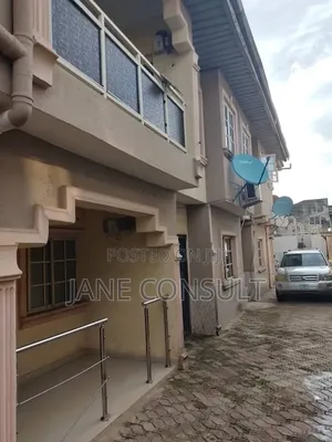 6bdrm Block of Flats in Silver Estate Idimu for sale